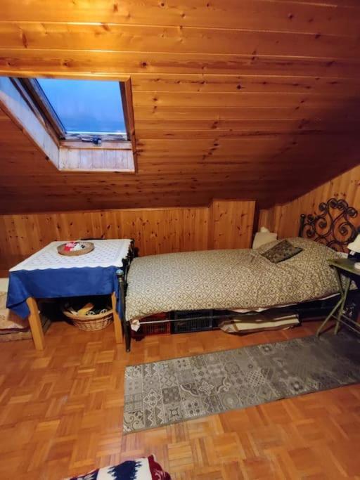 Villa The Golden Eagle - Chalet A Champdepraz à Aoste Extérieur photo
